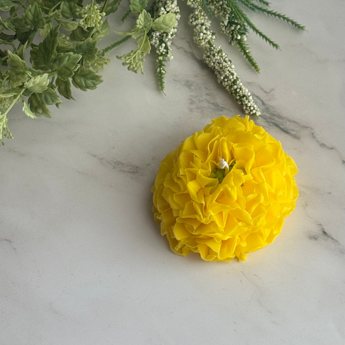 FlowerCandle：ポンポンルナ（ラナンキュラス）